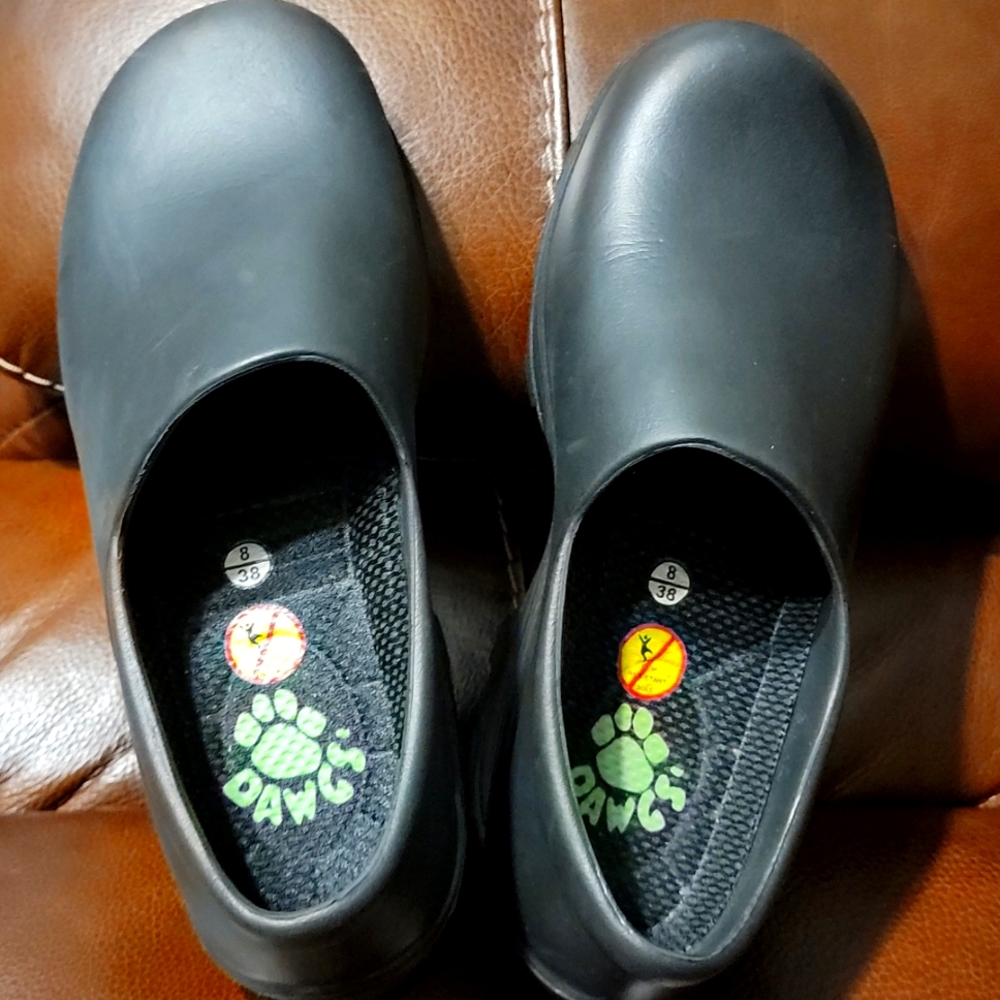Dawgs Clogs